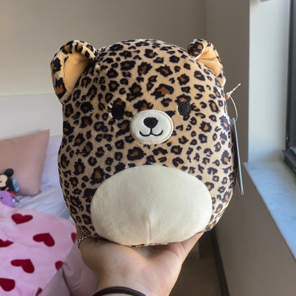 COPY - NWT KYLIE THE LEOPARD 7.5 INCH SQUISHMALLOW
